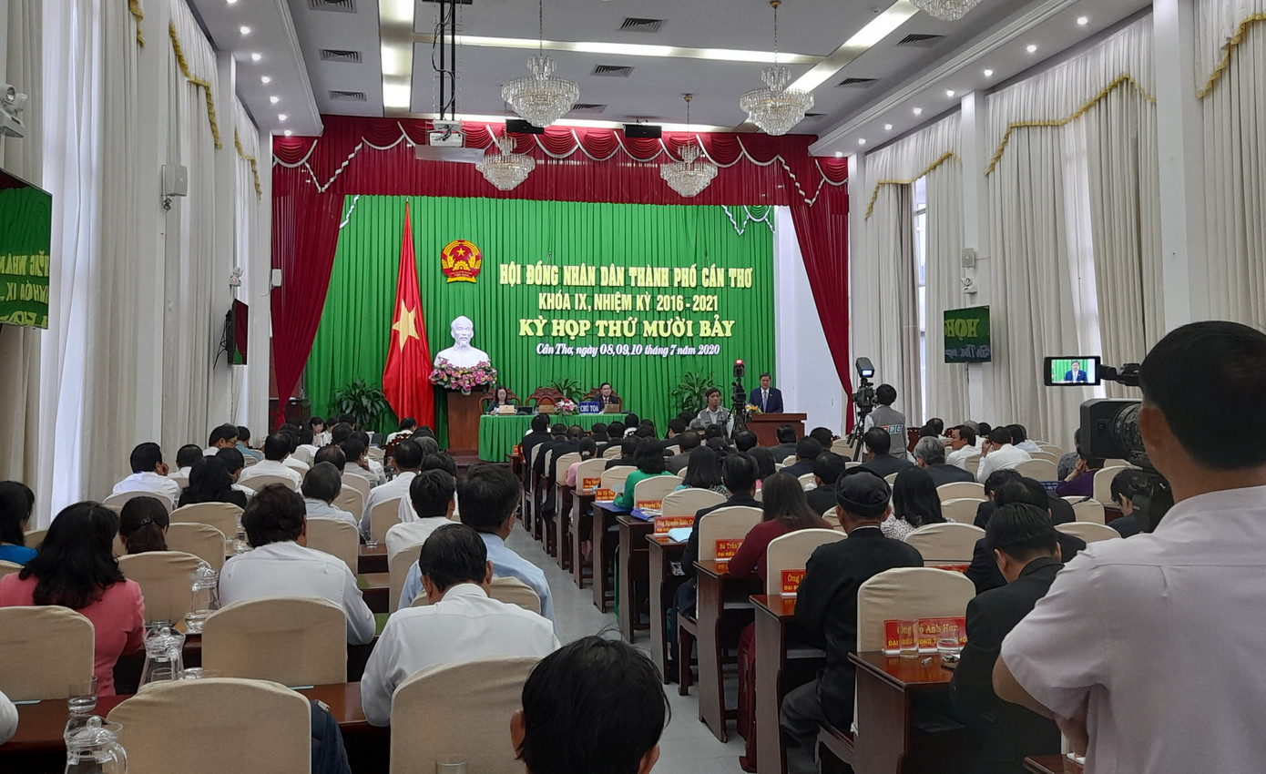 Vì sao tăng trưởng kinh tế Cần Thơ thấp nhất trong 10 năm qua? ảnh 1