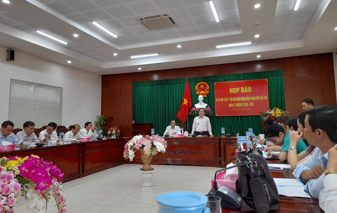 Việc sửa chữa trụ sở Thành ủy được Cần Thơ đưa vào Nghị quyết ảnh 1