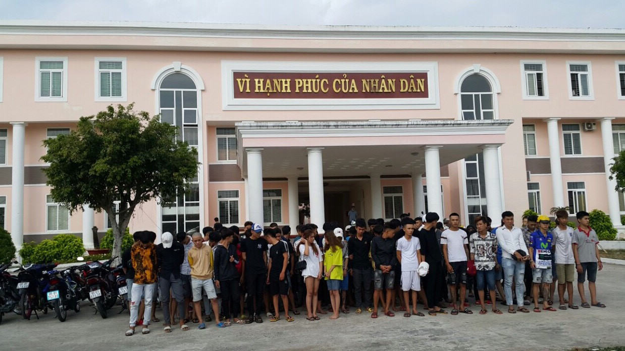 Bắt 83 đối tượng tổ chức đua xe trái phép lúc nửa đêm ảnh 1