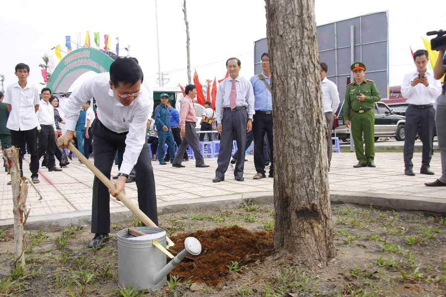 Trưởng Ban Tuyên giáo Trung ương dự khánh thành di tích Chi bộ An Nam Cộng sản Đảng ảnh 3