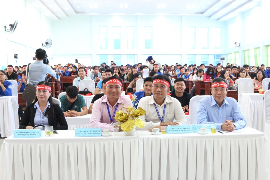 Chủ nhật Đỏ tại Kiên Giang: Những tấm lòng nhân ái sẽ ngày càng nhân rộng ảnh 8