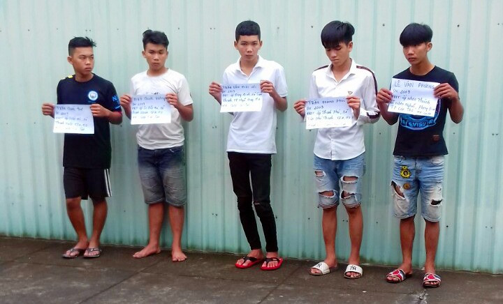 Bắt hàng chục thanh niên cướp tài sản, gây rối trật tự ảnh 1