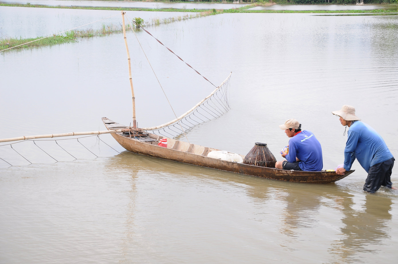 Lay lắt mưu sinh mùa nước nổi miền Tây ảnh 1