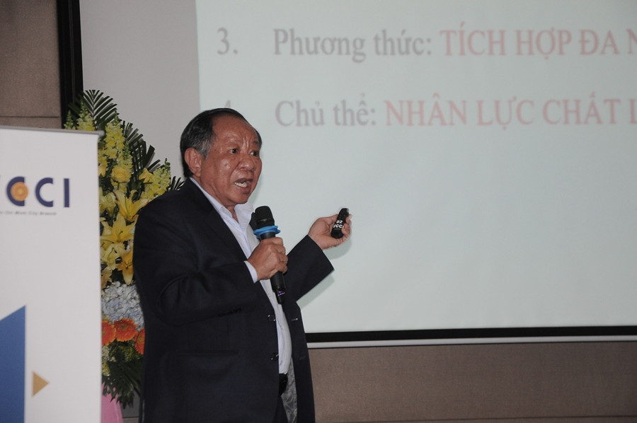 Các nhà máy chế biến thủy sản thiếu nguyên liệu trầm trọng ảnh 2