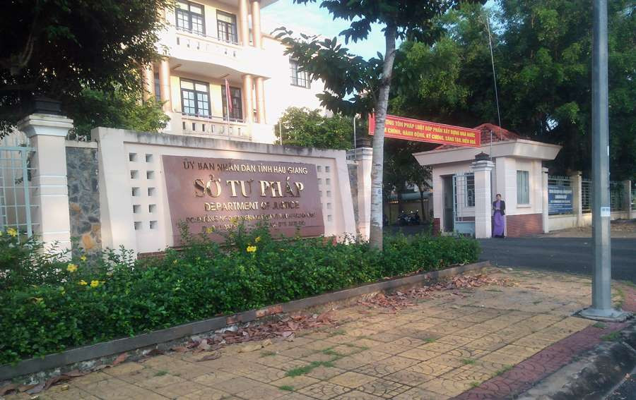 Hậu Giang bổ nhiệm nhiều chức danh chủ chốt ảnh 1