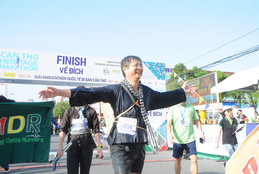 Hơn 1.200 người tham gia giải chạy bộ Marathon Quốc tế di sản Cần Thơ ảnh 11