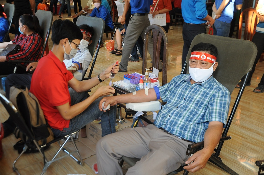 Chủ nhật Đỏ ở Cù Lao Dung ảnh 5