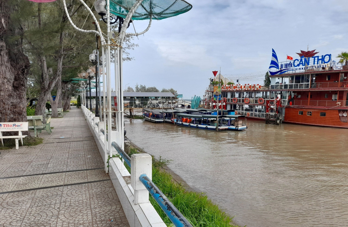 Tây Đô thưa vắng ngày đầu năm ảnh 5