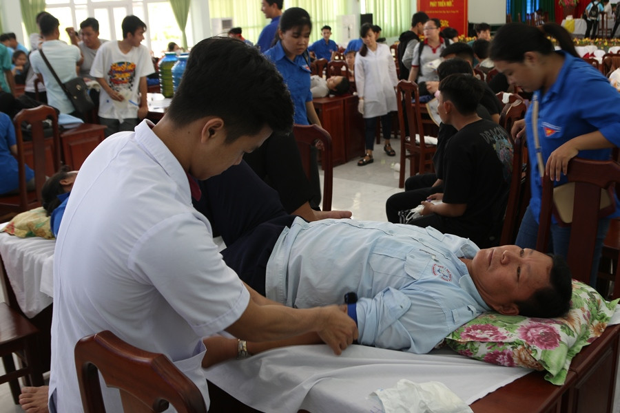 Chàng sinh viên 12 lần tham gia hiến máu ở Kiên Giang ảnh 4