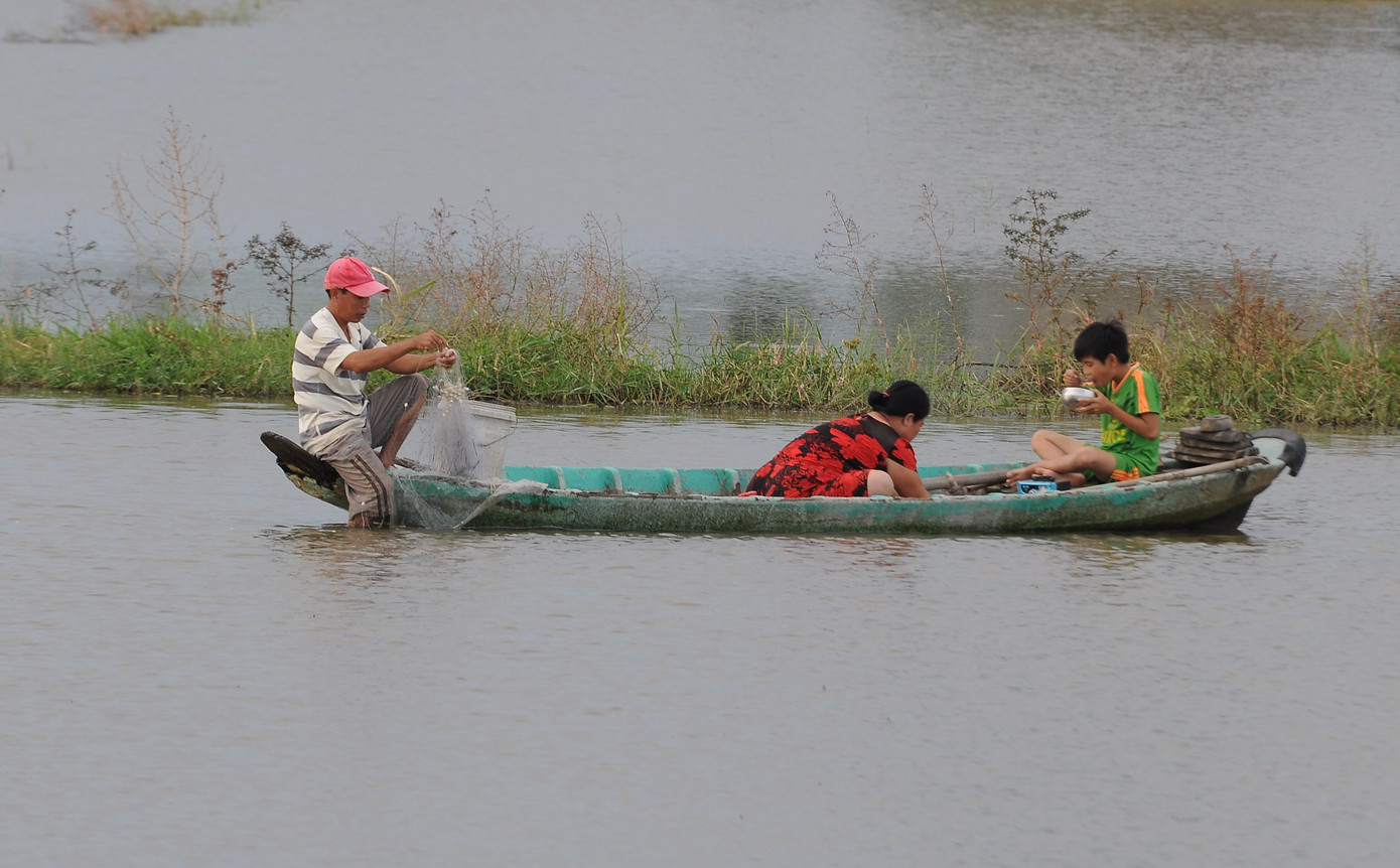 Lay lắt mưu sinh mùa nước nổi miền Tây ảnh 5