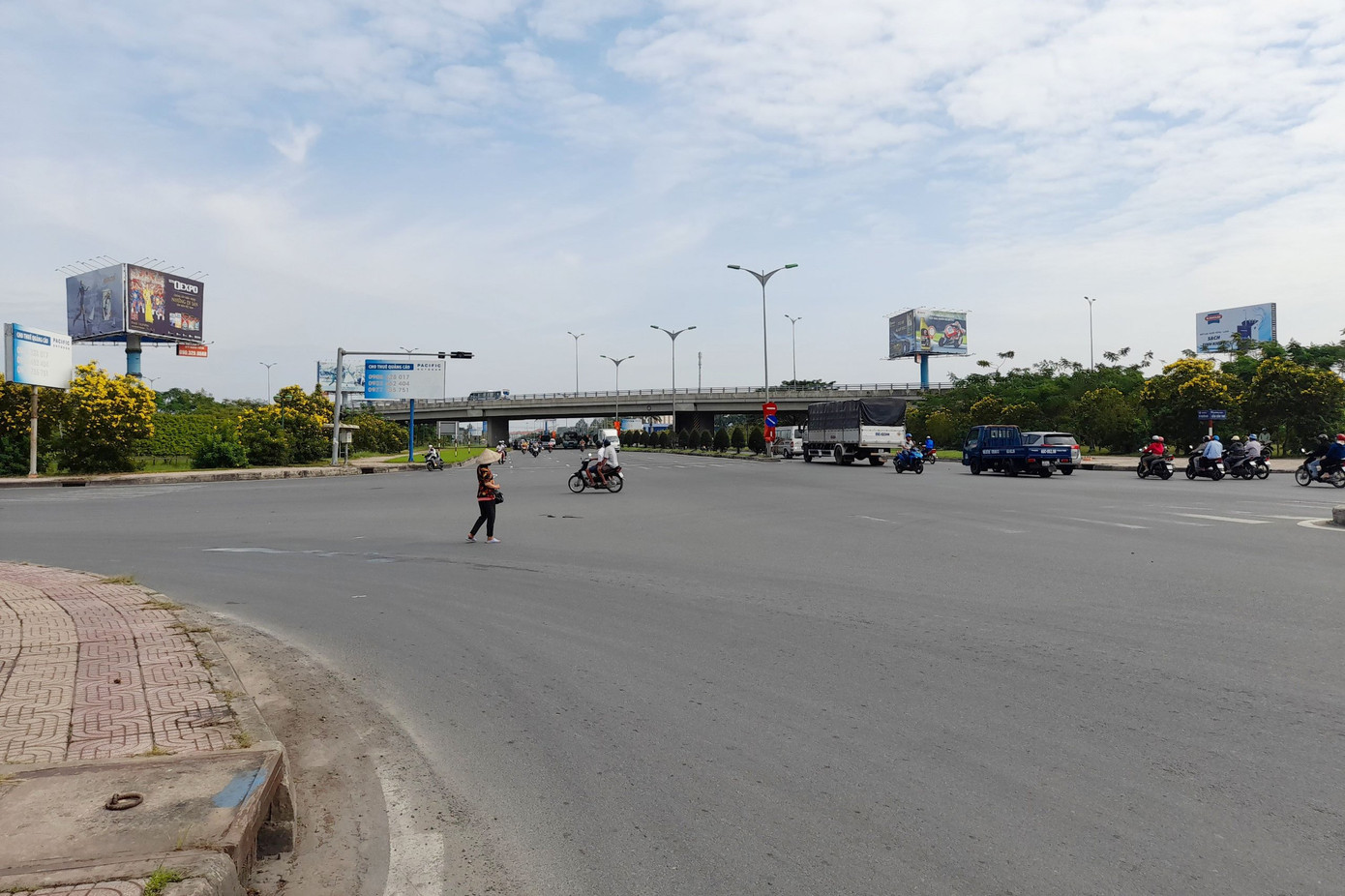 Tây Đô thưa vắng ngày đầu năm ảnh 13