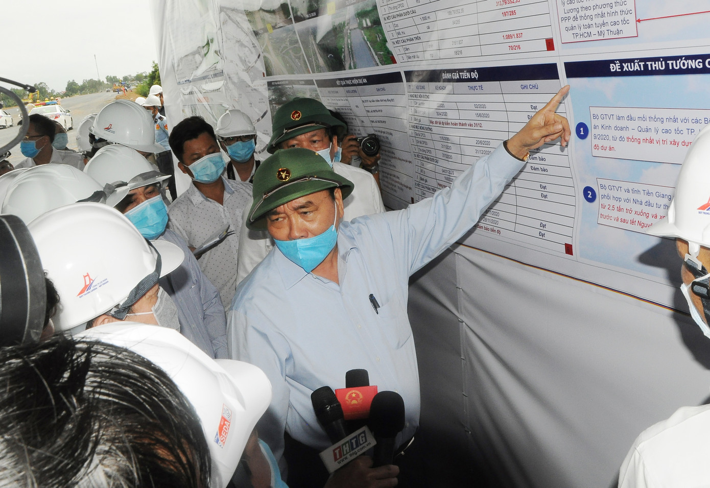 Thủ tướng kiểm tra dự án cao tốc Trung Lương – Mỹ Thuận ảnh 1