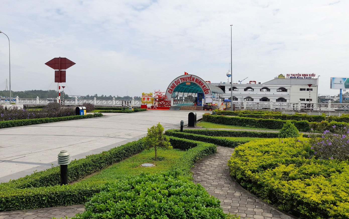 Tây Đô thưa vắng ngày đầu năm ảnh 8