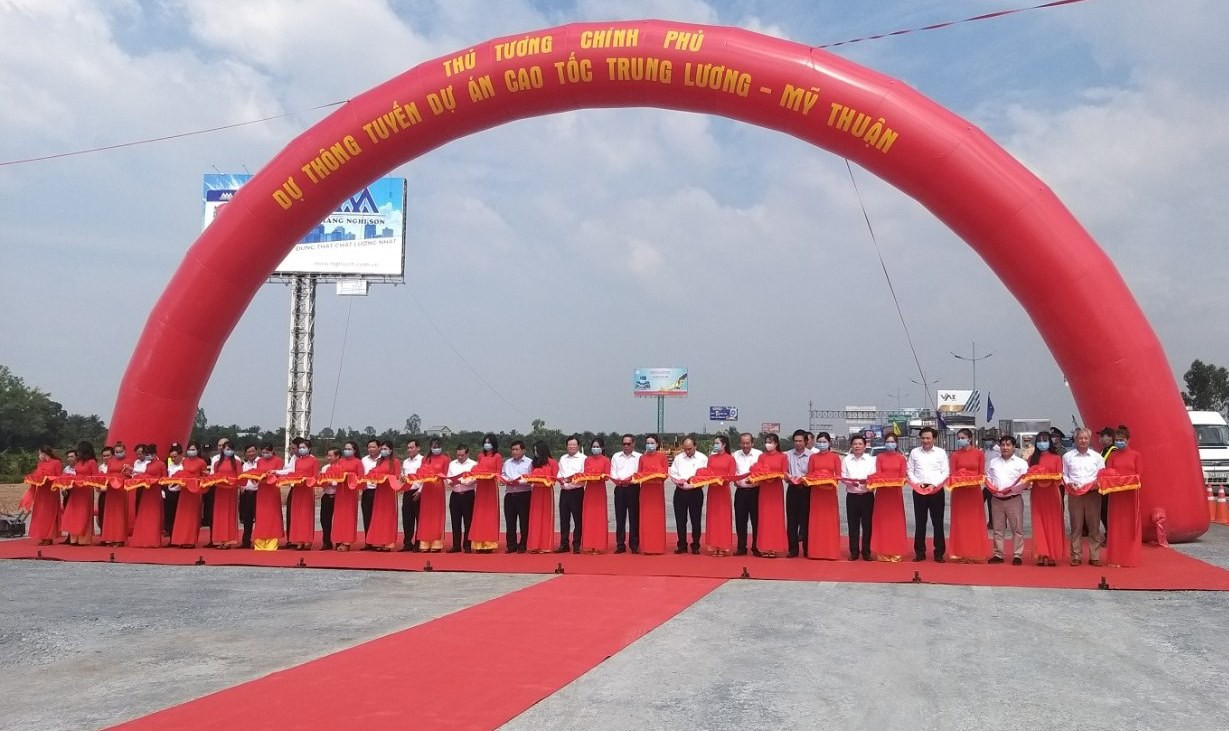 Thủ tướng kiểm tra dự án cao tốc Trung Lương - Mỹ Thuận ảnh 1