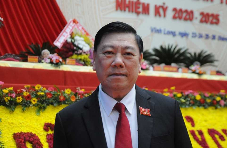 Ông Trần Văn Rón tái cử Bí thư Tỉnh ủy Vĩnh Long ảnh 1