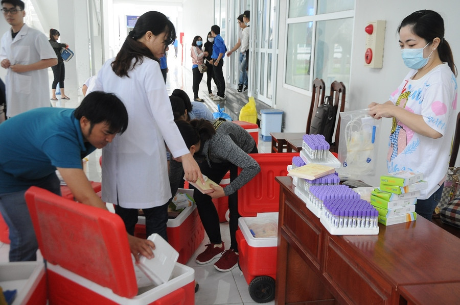 Hàng trăm bạn trẻ hào hứng tham gia Chủ nhật Đỏ tại Kiên Giang ảnh 6