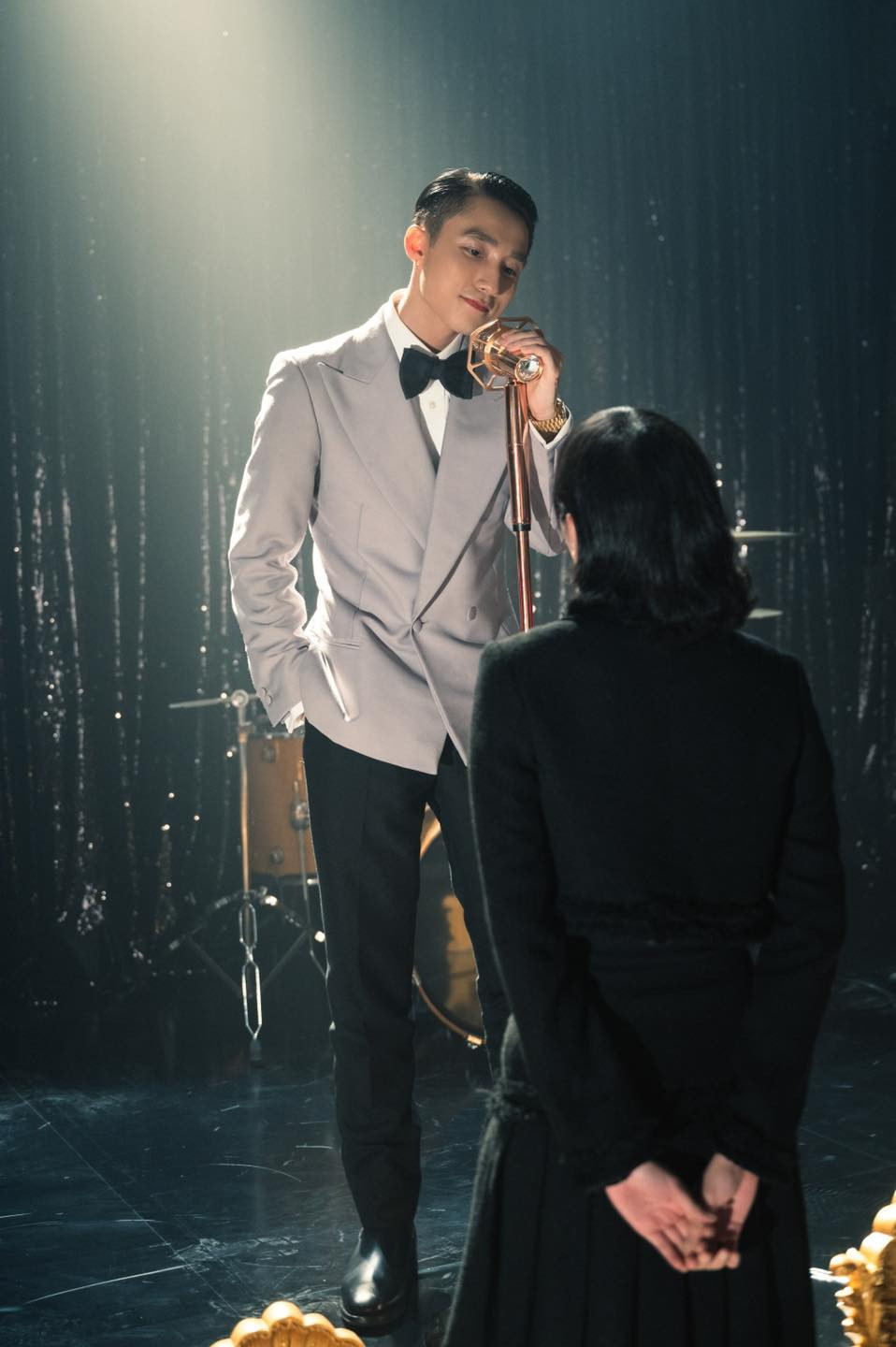 Tranh cãi clip hé lộ Top 10 ca sĩ có cát xê cao nhất V-Pop, bất ngờ nhất là cái tên này ảnh 4