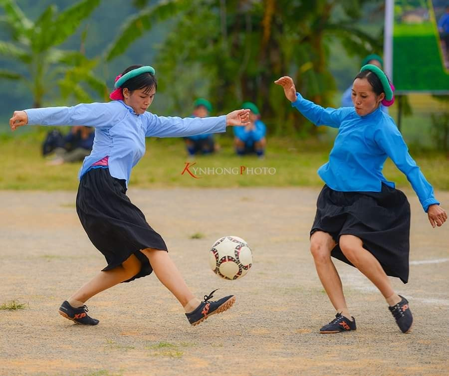 Bộ ảnh những cô gái Sán Chỉ say mê đá bóng khiến cộng đồng mạng trầm trồ ảnh 7