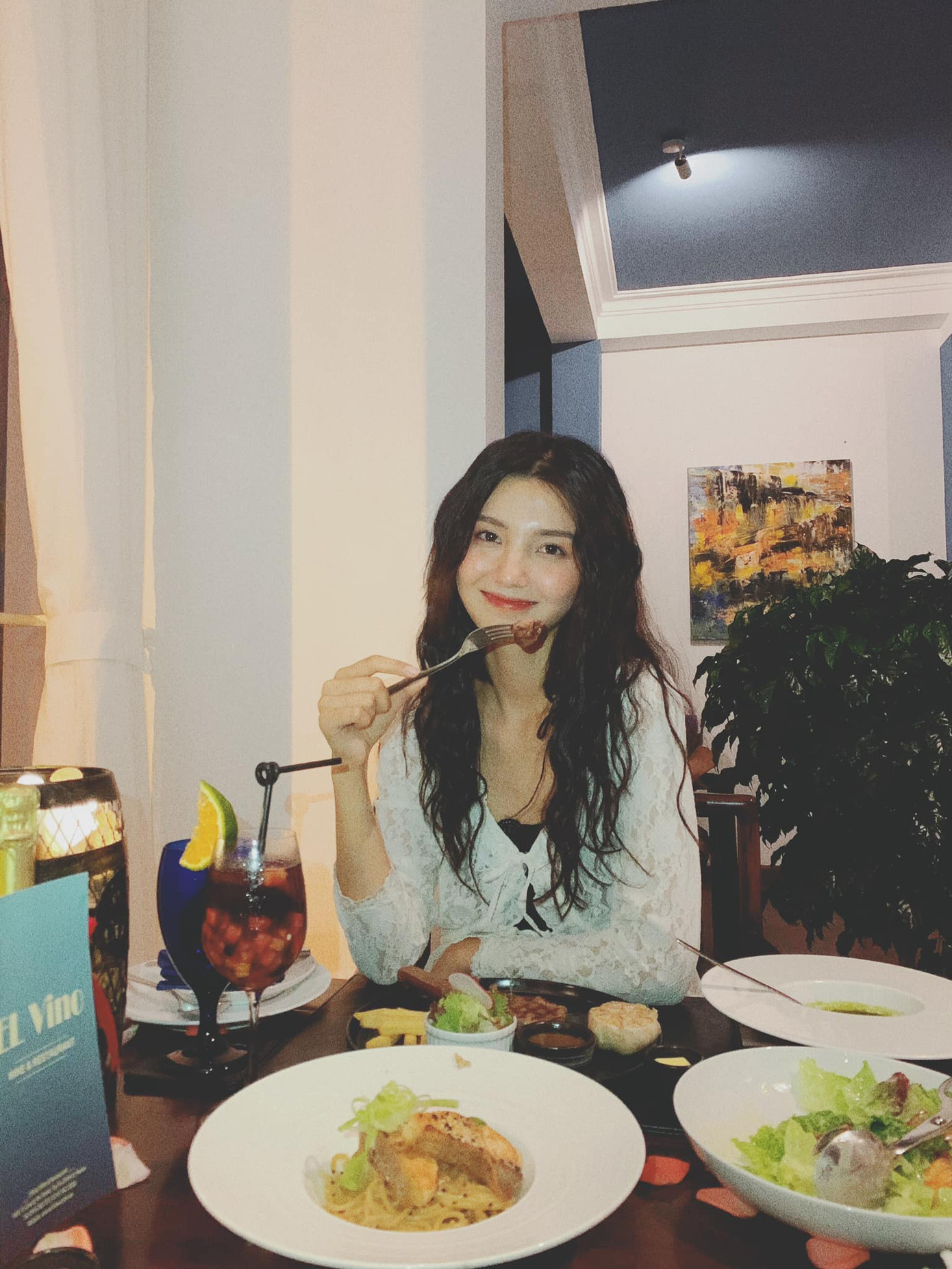 Nữ sinh gây sốt với bộ ảnh chơi bóng rổ sở hữu nét đẹp trong veo mà vẫn cool ngầu ảnh 9