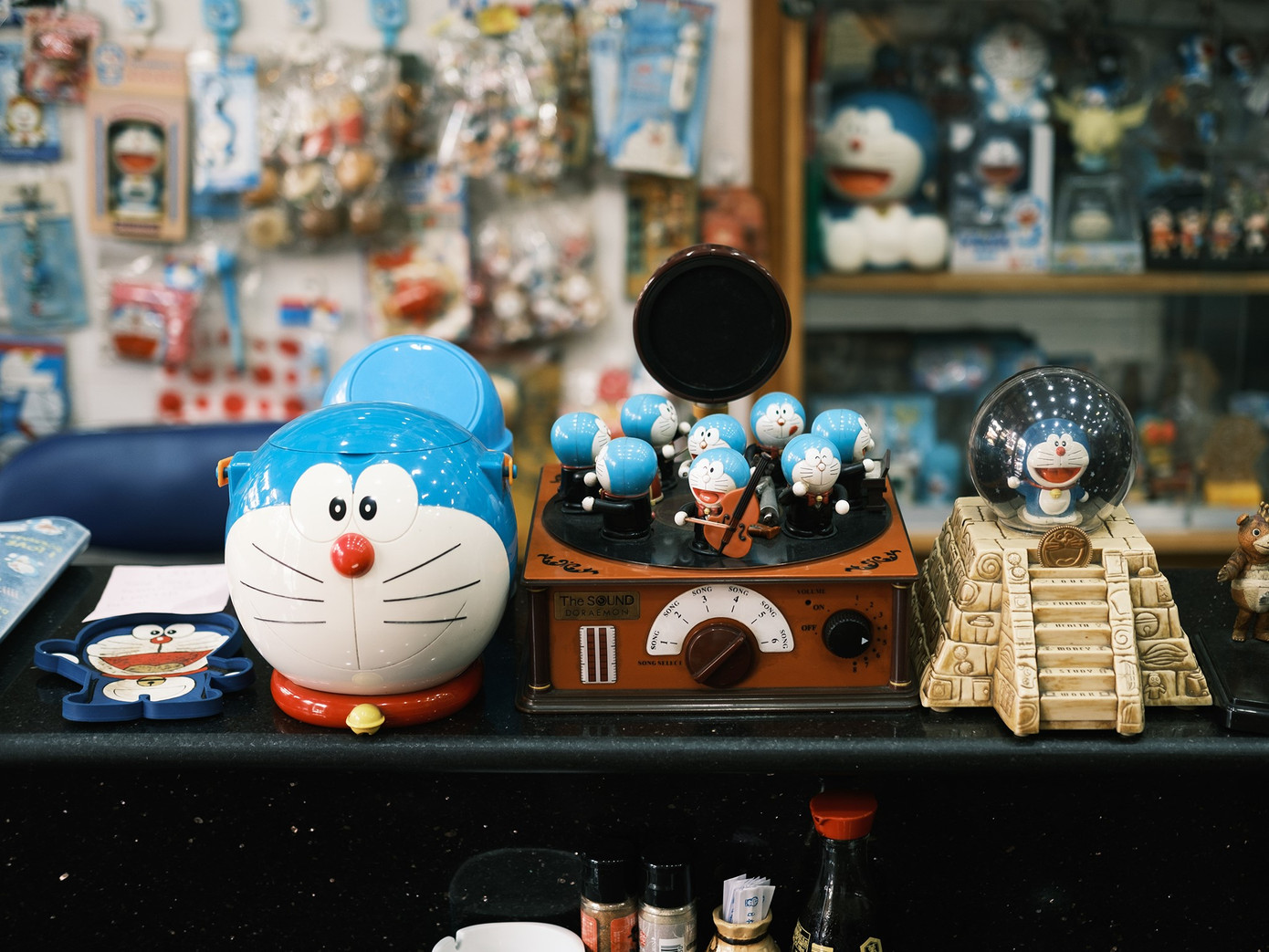 Nhảy ùm vào thế giới truyện tranh Doraemon tại quán Nhật ngay giữa lòng Sài Gòn ảnh 6
