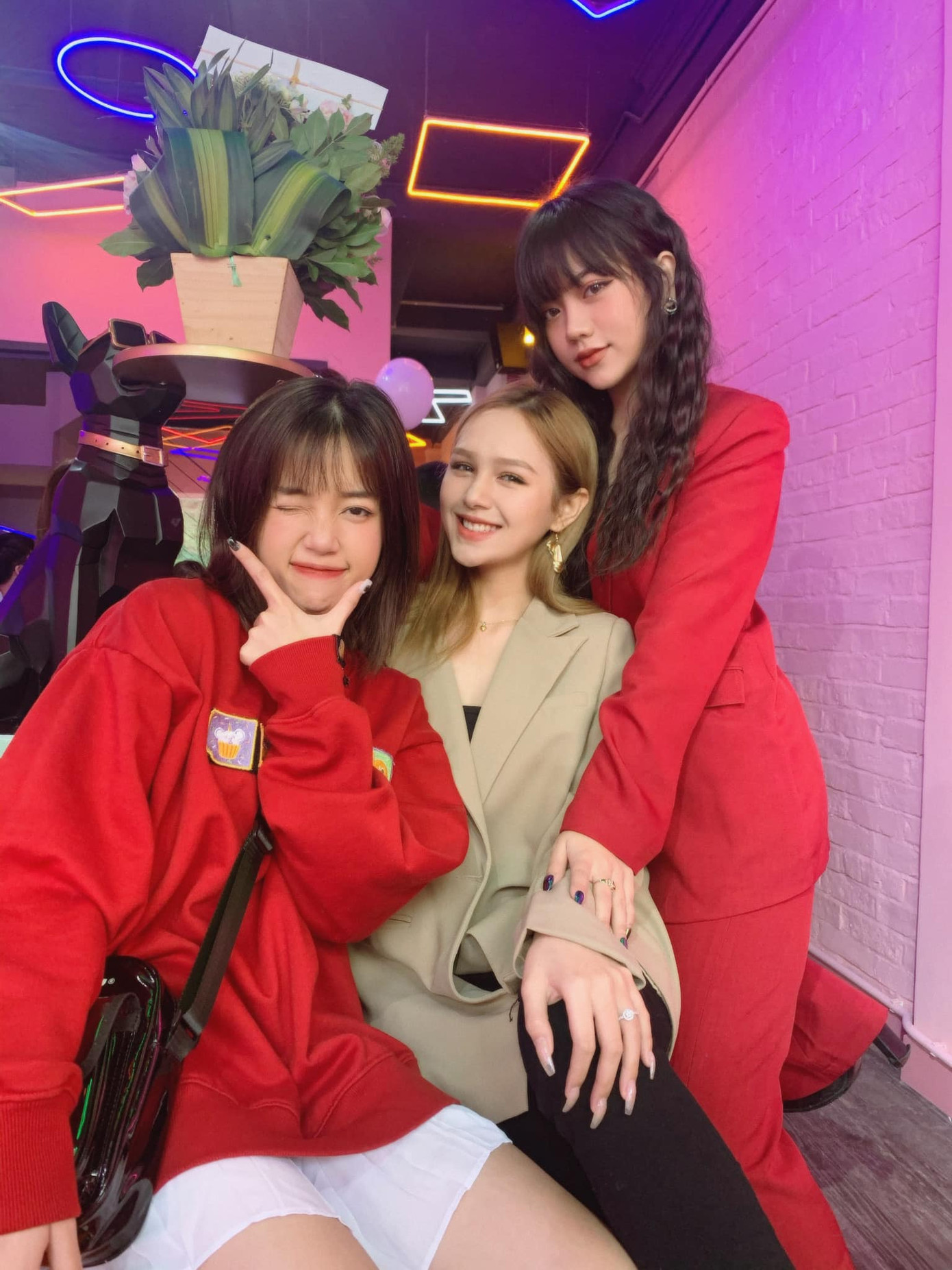 Điểm hẹn cuối tuần: Ghé “ngôi nhà màu hồng” của Misthy, có máy gắp thú bông luôn! ảnh 7