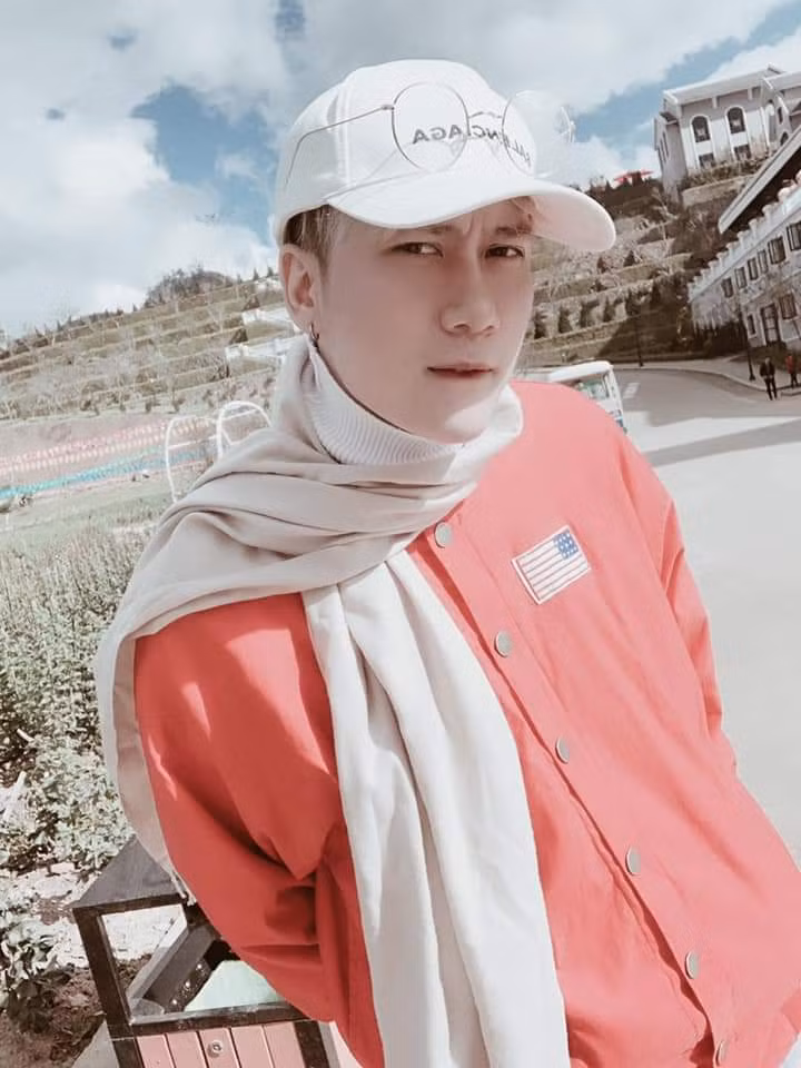 Trở lại sau 2 năm im ắng, clip mới của Vanh Leg có gì mà đạt Top 1 Trending YouTube? ảnh 1