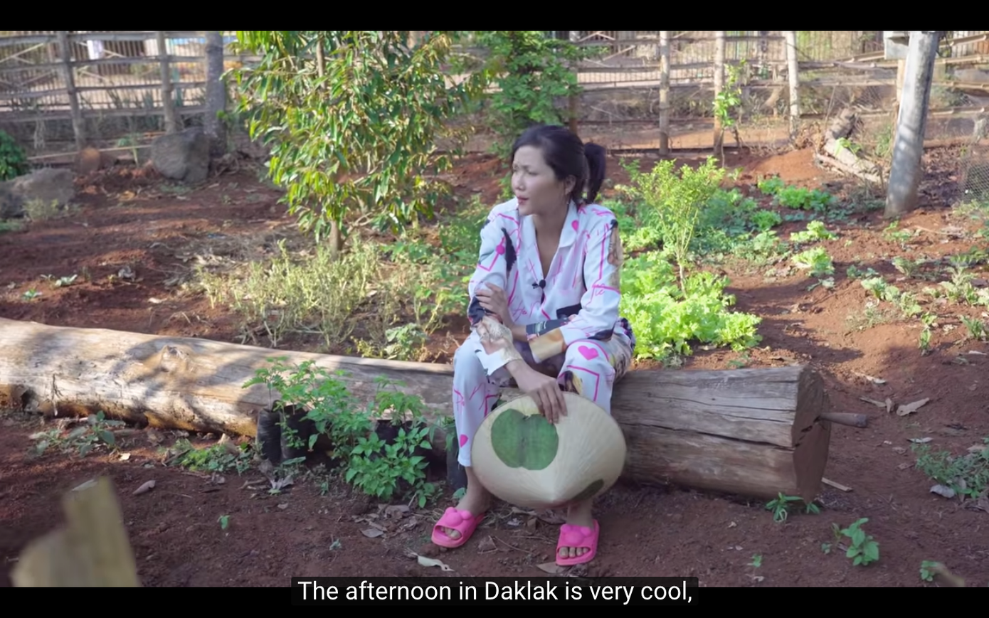 Vừa gia nhập 'Vũ trụ Vlog', H'Hen Niê vào thẳng Top Trending làm các đối thủ phải dè chừng ảnh 4