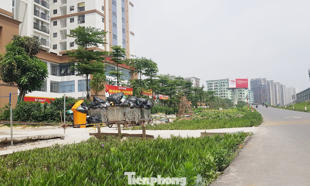 Cận cảnh khu chung cư bị đề nghị thanh tra vì làm 'mất' đường đi ở Hà Nội ảnh 2