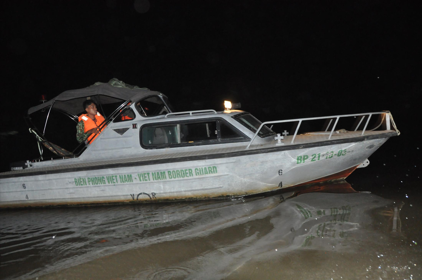 Căng mình chống heo lậu ảnh 1