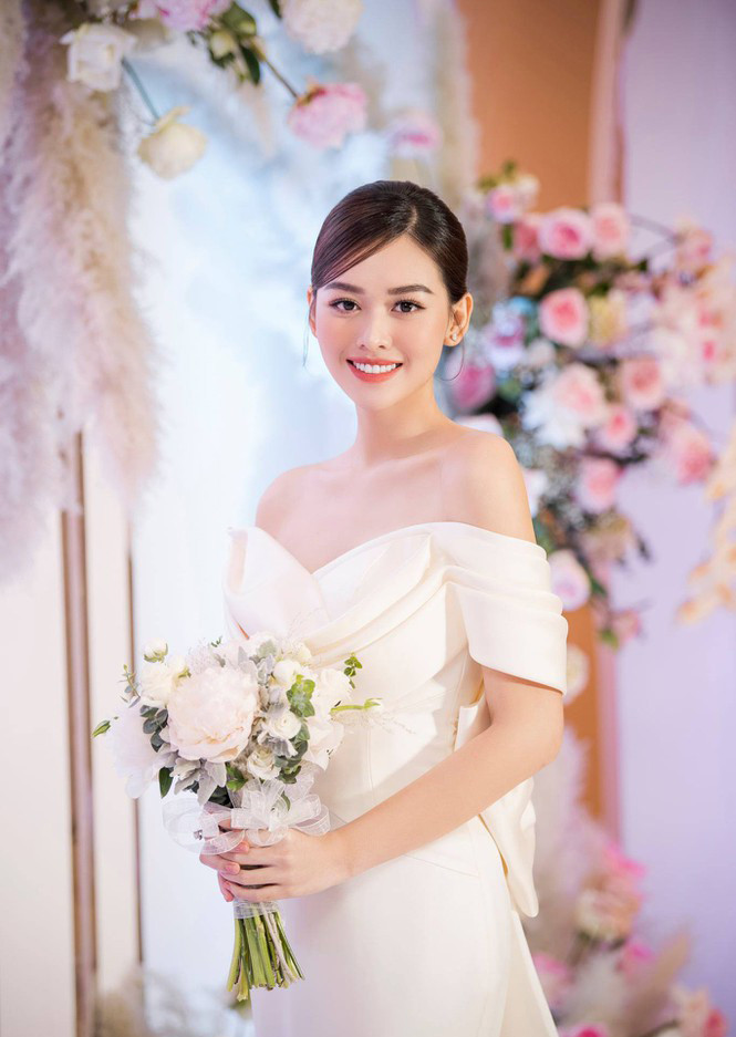 Hé lộ ảnh cưới của Tường San sau 10 ngày làm hôn lễ, danh tính chú rể vẫn được giữ kín ảnh 5