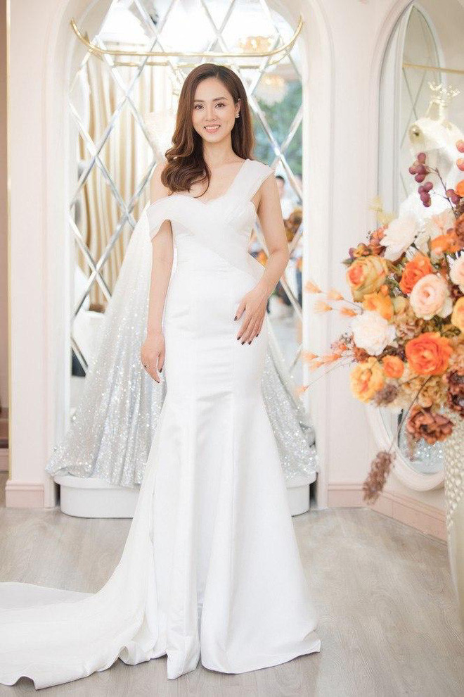 Bạn gái kém 15 tuổi được NSND Công Lý chiều mọi yêu cầu về đám cưới ảnh 3