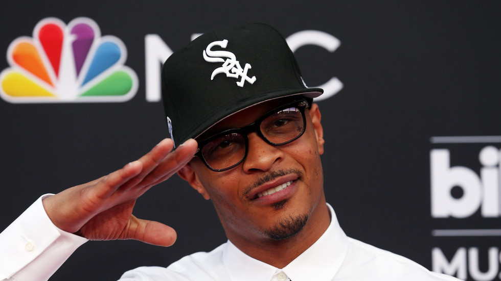 Rapper T.I. bị chỉ trích dữ dội vì đưa con gái 18 tuổi đi kiểm tra trinh tiết ảnh 1