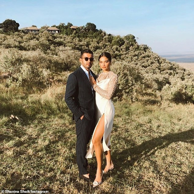 Siêu mẫu Úc Shanina Shaik 'kín trên hở dưới' siêu quyến rũ ảnh 9