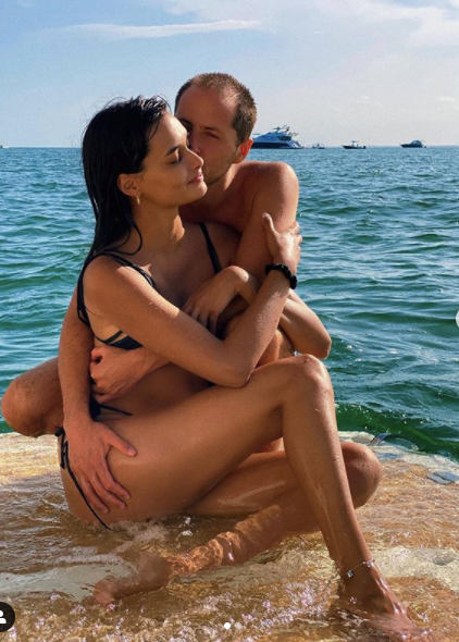 Mỹ nữ hoang dại Brazil nóng bỏng 'thiêu đốt' ánh nhìn với bikini bé xíu ảnh 6