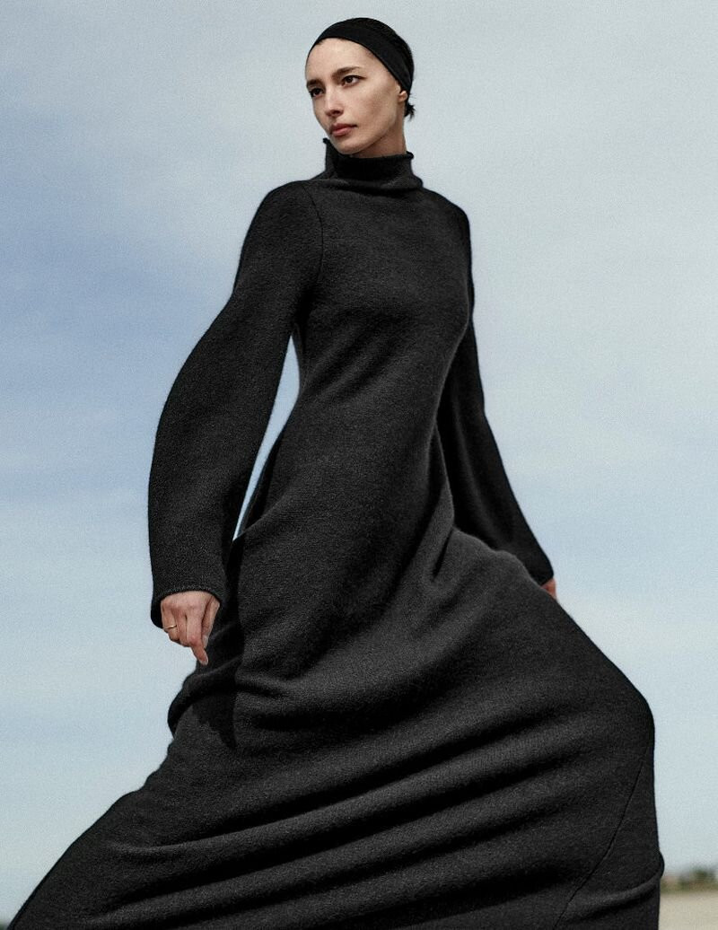 Ảnh 'cởi đồ' sexy đầy mê hoặc của Alexandra Agoston ảnh 17