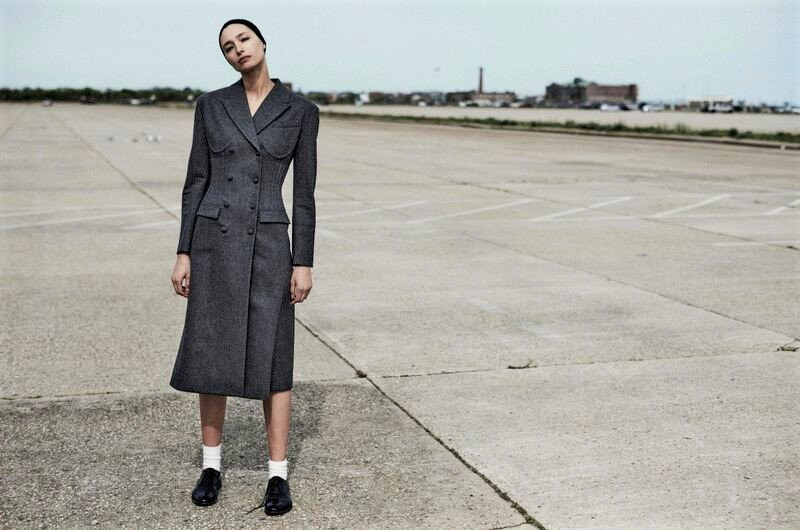 Ảnh 'cởi đồ' sexy đầy mê hoặc của Alexandra Agoston ảnh 2