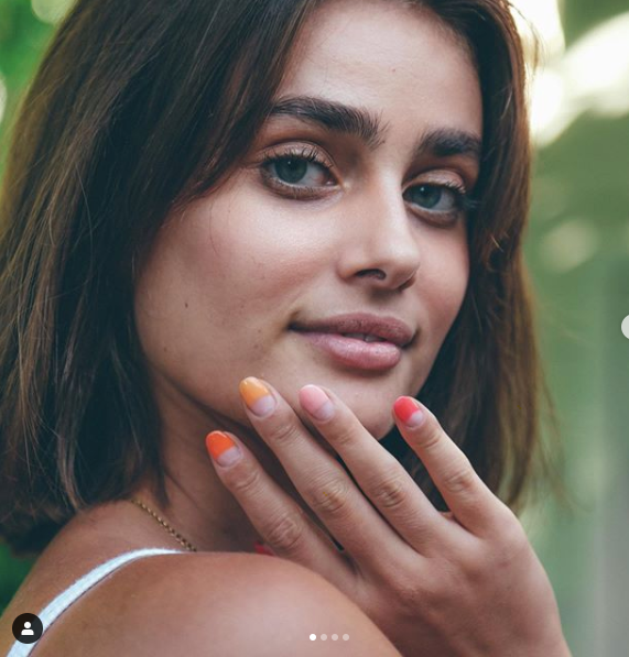 'Thiên thần nội y' Taylor Hill tung ảnh bikini quyến rũ nao lòng ảnh 5