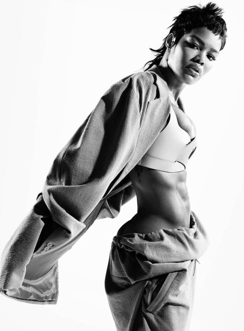 Sững sờ trước vóc dáng nóng bỏng, đẹp như tạc tượng của Teyana Taylor ảnh 6