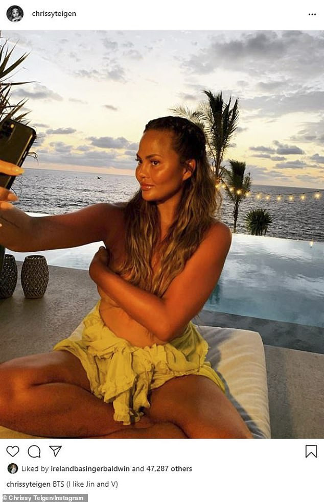 Chrissy Teigen tung ảnh bán nude 'quấy nhiễu' fans ảnh 1