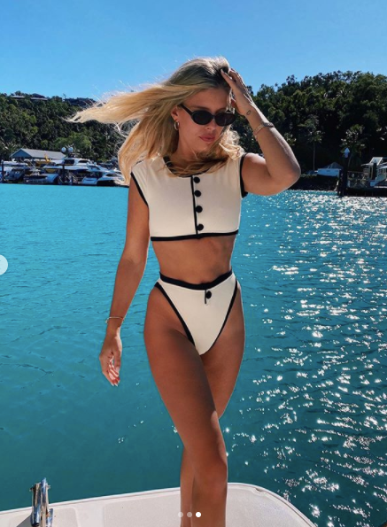 Ngưỡng mộ ba vòng 'vàng' của mẫu nội y 9x Natasha Oakley ảnh 7