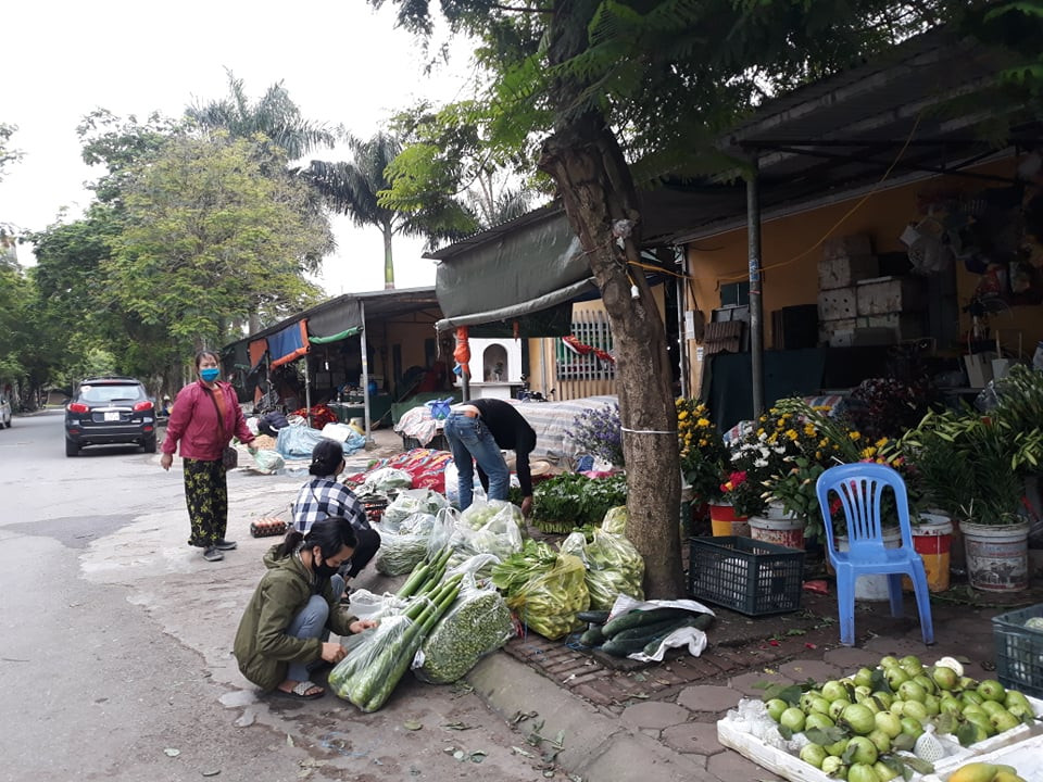 Dồi dào lương thực, thực phẩm ở siêu thị trước giờ cách ly toàn xã hội ảnh 7