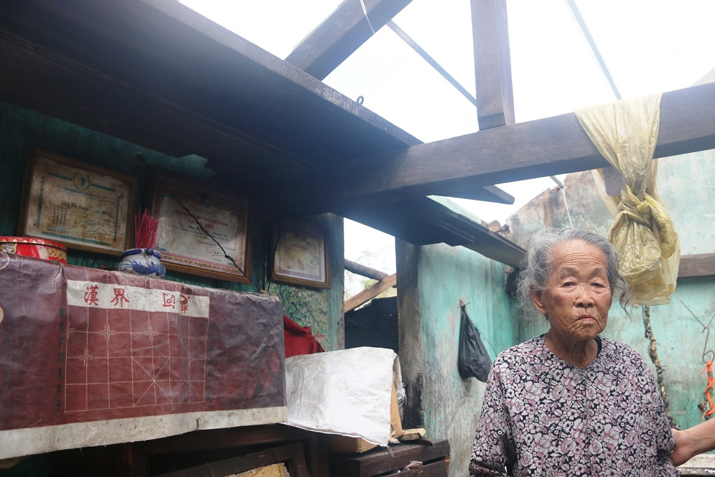 Ngân hàng hỗ trợ tín dụng người dân bị ảnh hưởng bão lũ tại miền Trung và Tây Nguyên ảnh 2