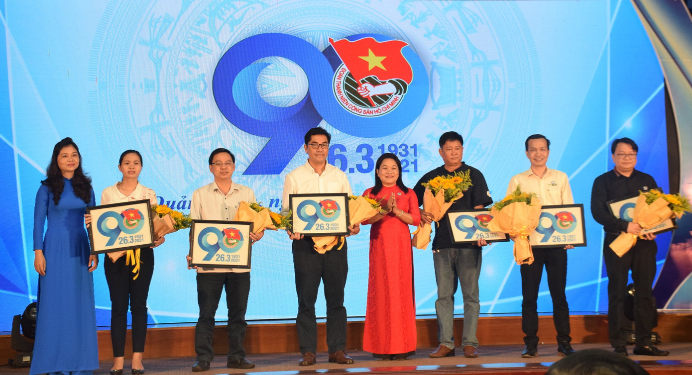 Tỉnh đoàn Đắk Nông tổ chức lễ kỷ niệm 90 năm ngày thành lập Đoàn ảnh 7