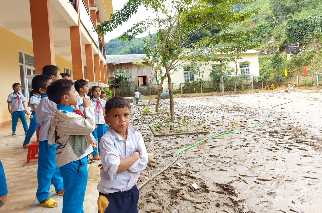 Bạn đọc Tiền Phong hỗ trợ thầy trò ở vùng sạt lở Trà Leng ảnh 10