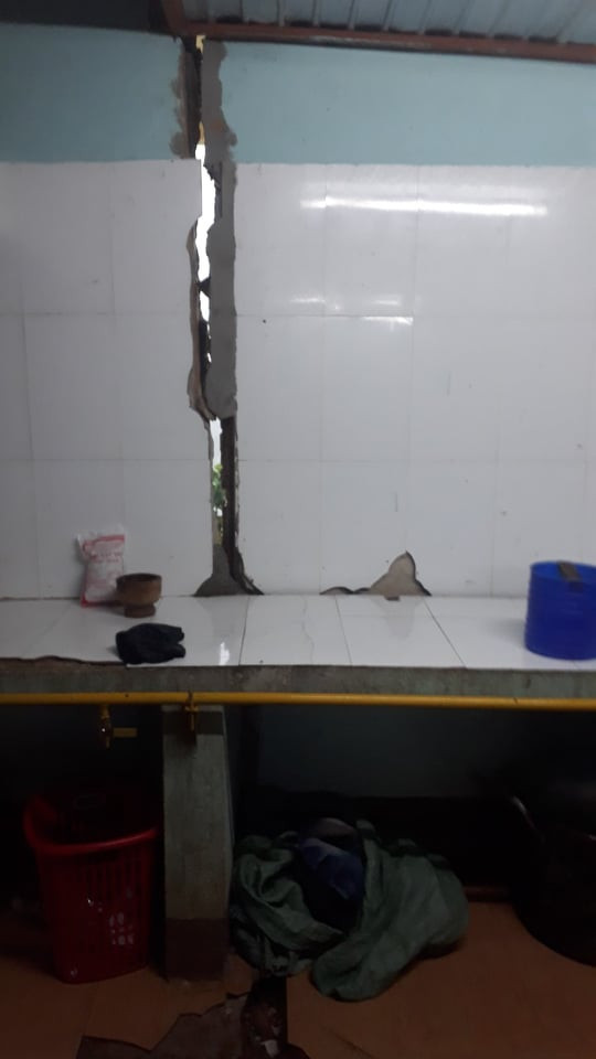 Quảng Nam: Mưa lũ chia cắt nhiều nơi, miền núi sạt lở nghiêm trọng ảnh 5