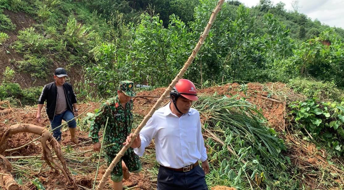 CẬP NHẬT: Tìm thấy 5 thi thể vụ lở núi khiến 11 người bị vùi lấp ở Phước Sơn ảnh 2