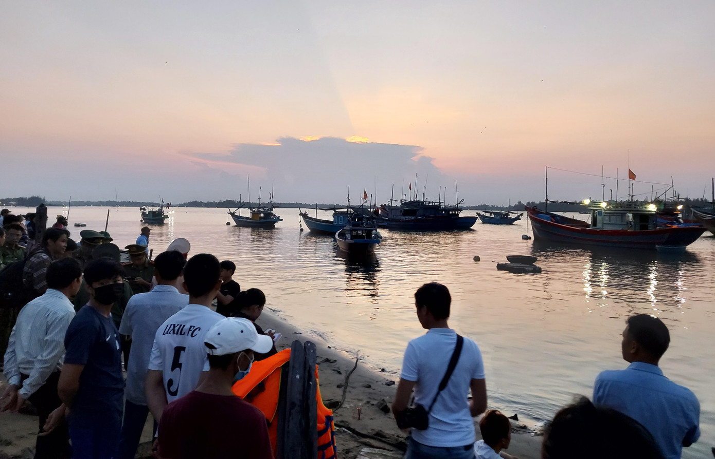 Giám đốc Công an Quảng Nam nói về nguyên nhân vụ lật ghe 5 người mất tích ảnh 1