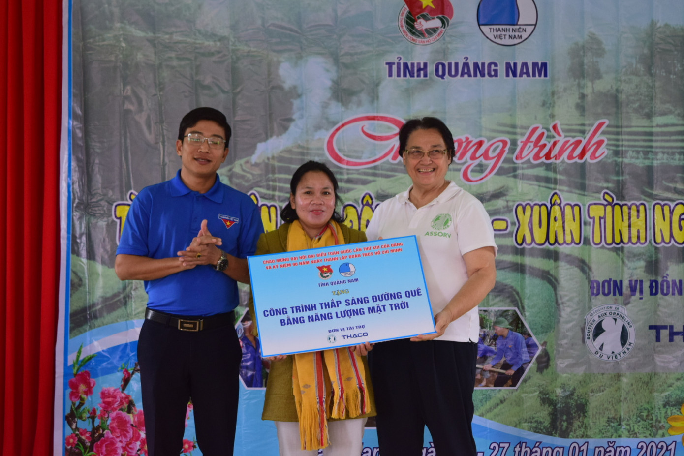 Rộn ràng Xuân tình nguyện ở vùng biên Quảng Nam ảnh 3