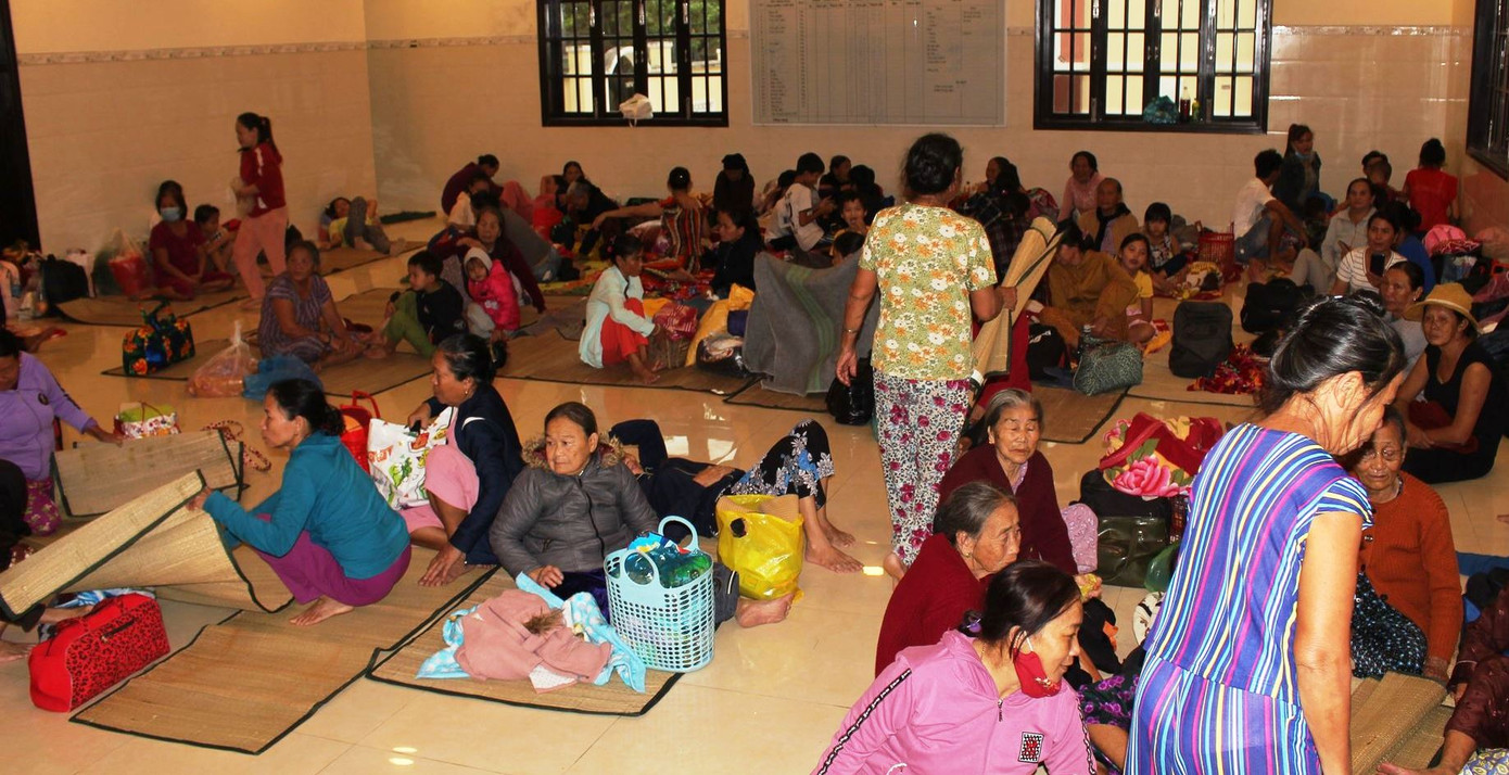 Bão số 9 áp sát, Quảng Ngãi mưa lớn, gió rít từng hồi ảnh 12