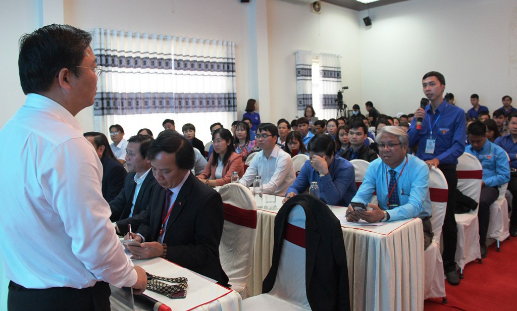 Chủ tịch tỉnh Quảng Nam khuyên bạn trẻ dám thất bại, dấn thân khởi nghiệp ảnh 3